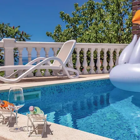 Casa vacanze Stunning In Crikvenica