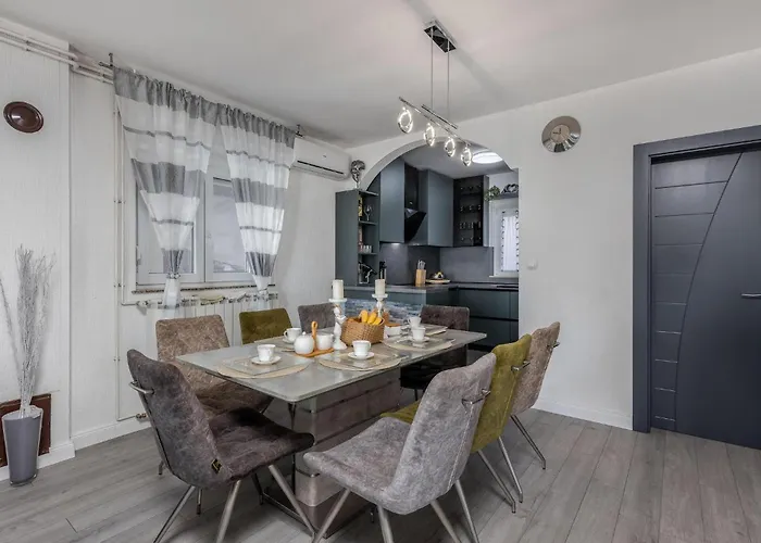 Stunning In Holiday home *