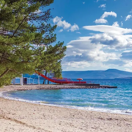 Gorgeous In With Kitchen Holiday home Crikvenica