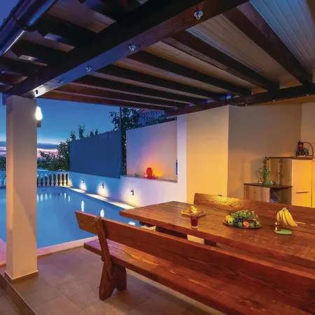 Gorgeous In With Kitchen Holiday home Crikvenica